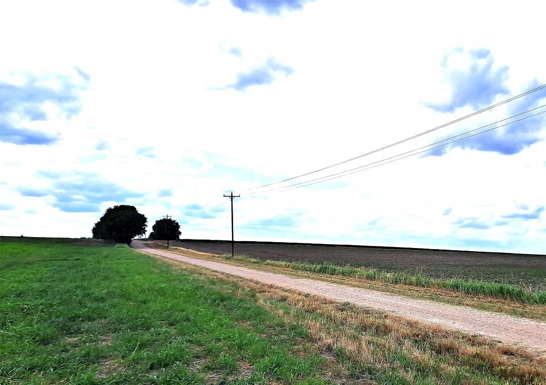 3 County Road 432 Road Thorndale, TX 76577 - Photo 3 of 4