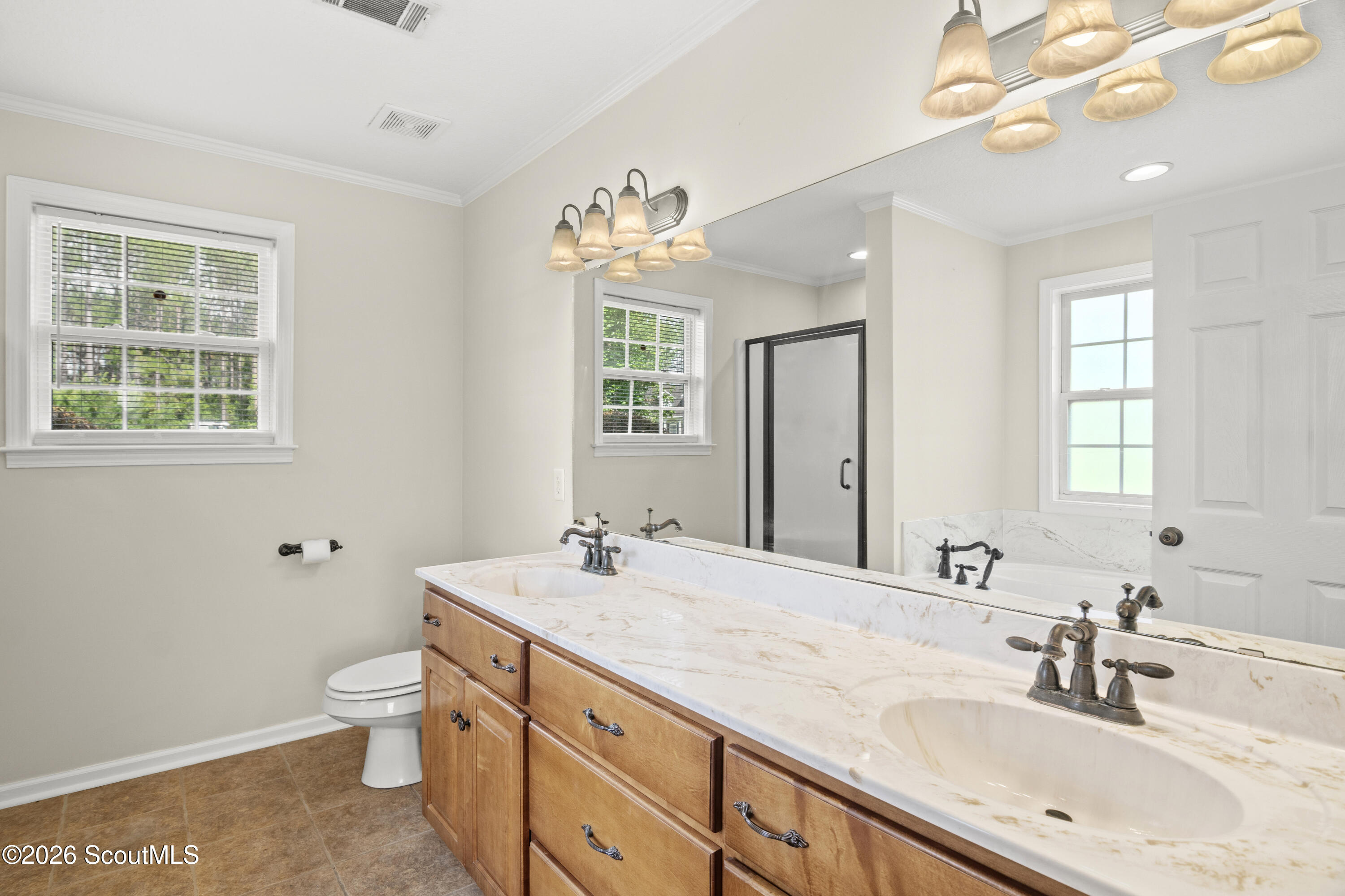 3122 Rhett Circle Patterson, GA 31557 - Photo 25 of 45 Primary Bath