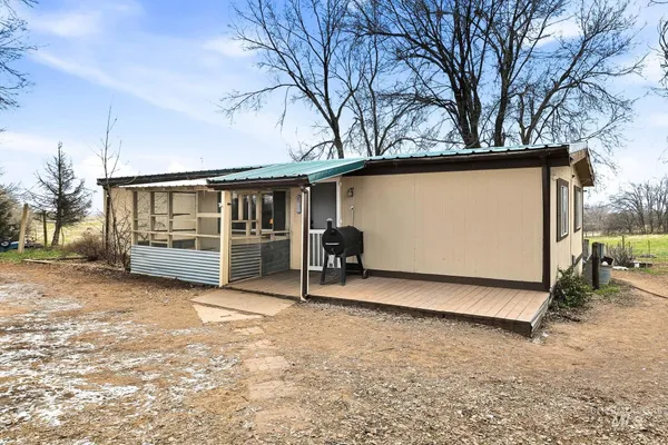 $550,000 | 17567 Hollow Road, Caldwell, ID 83607