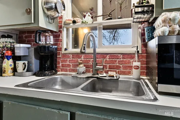 $550,000 | 17567 Hollow Road, Caldwell, ID 83607