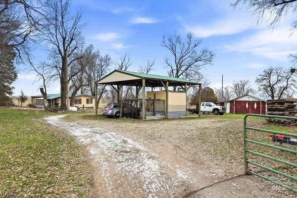 $550,000 | 17567 Hollow Road, Caldwell, ID 83607