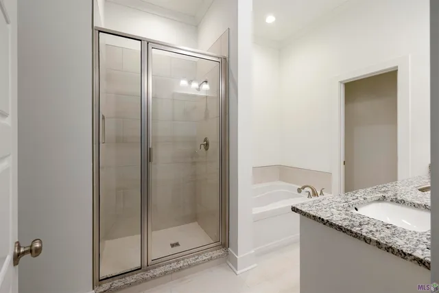 $2,250 | 9664 Creekview Drive, Baton Rouge, LA 70836