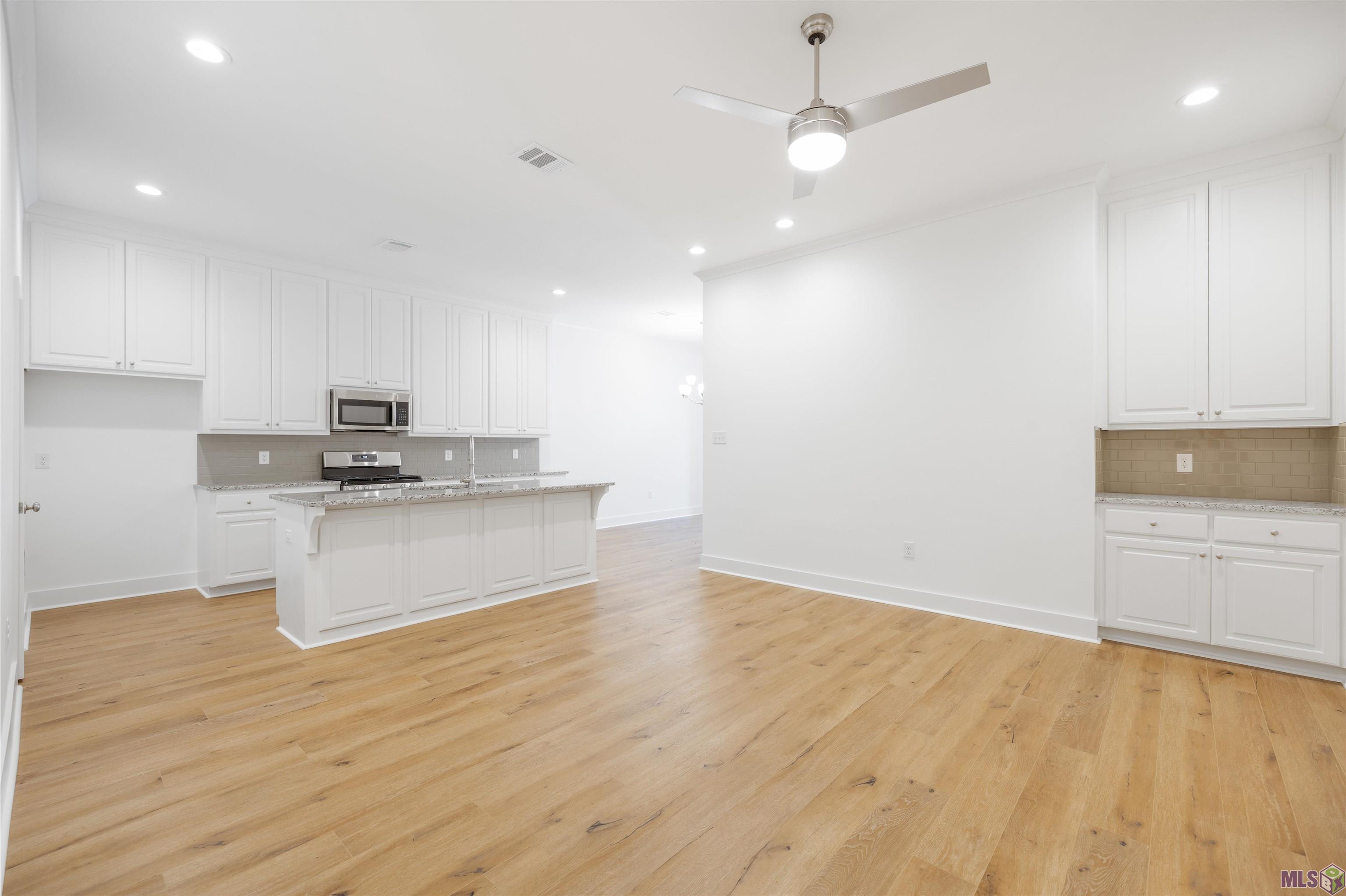 9664 Creekview Drive Baton Rouge, LA 70836 - Photo 3 of 17