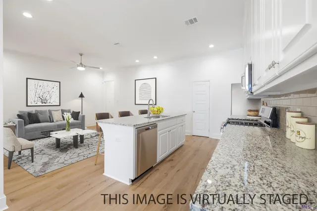 $2,250 | 9664 Creekview Drive, Baton Rouge, LA 70836