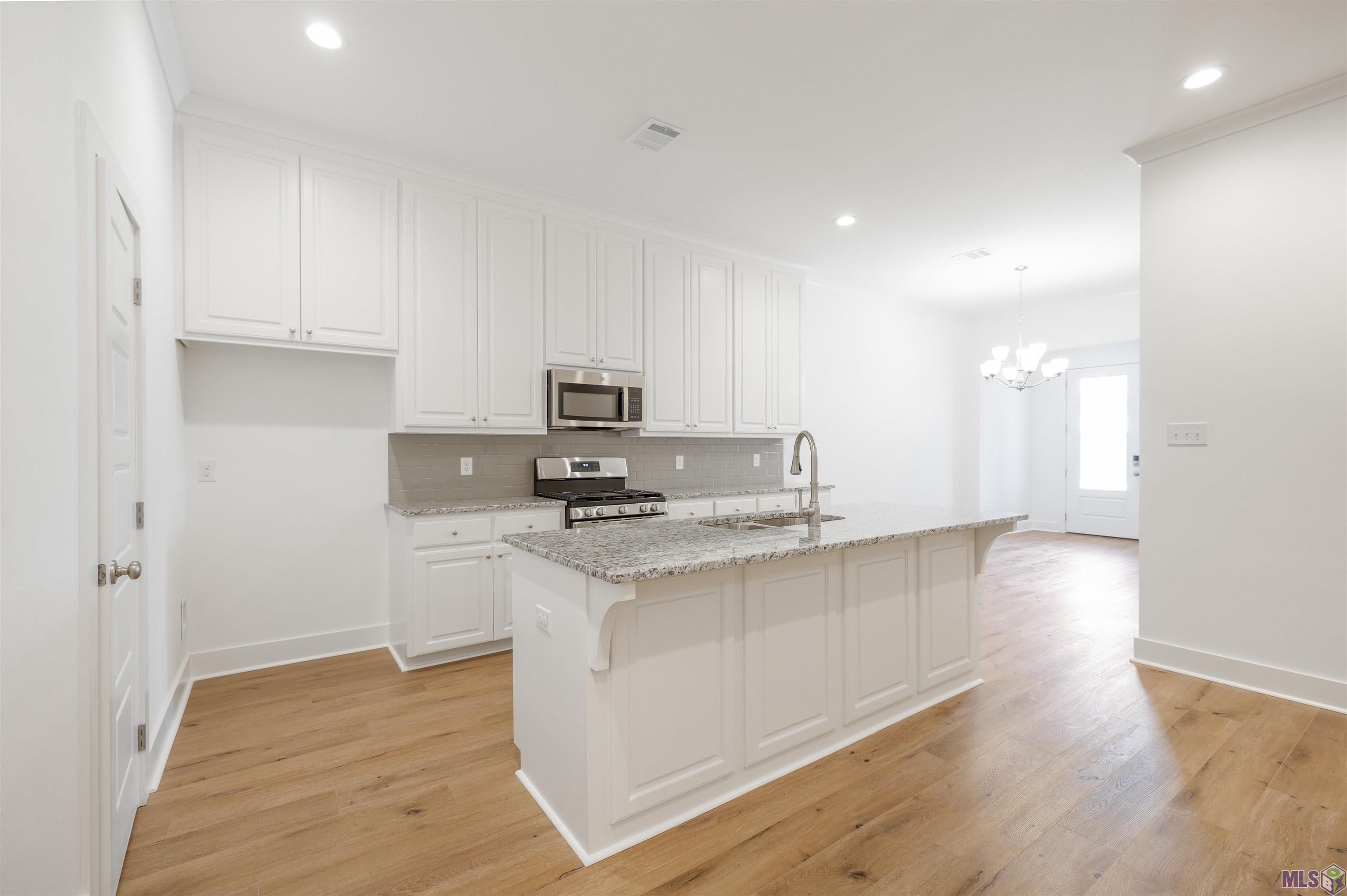 9664 Creekview Drive Baton Rouge, LA 70836 - Photo 5 of 17