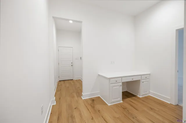 $2,250 | 9664 Creekview Drive, Baton Rouge, LA 70836