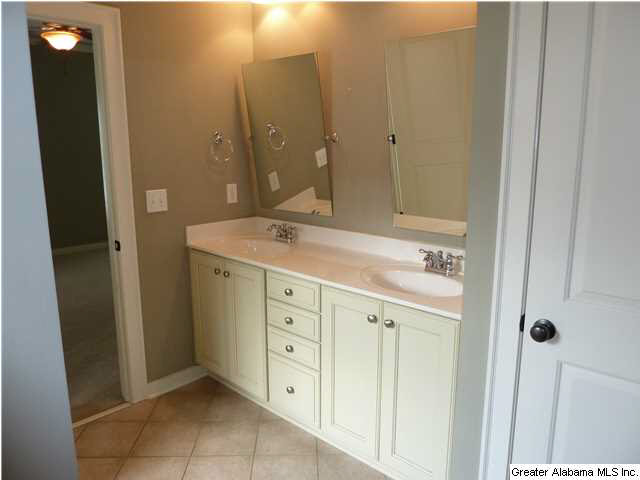 1949 Cahaba Cove Birmingham, AL 35244 - Photo 21 of 27