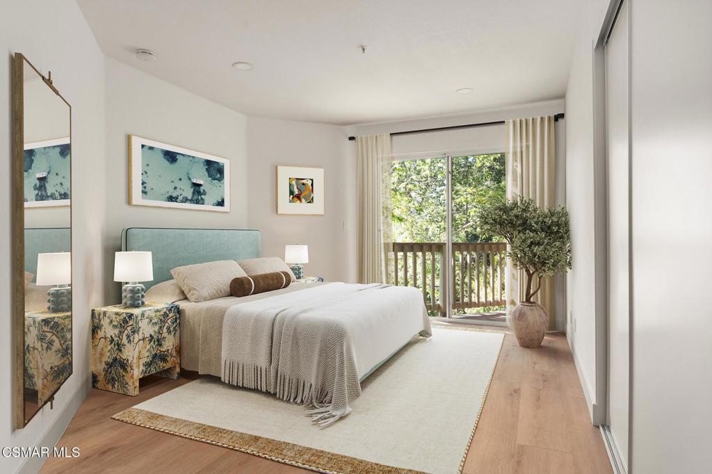 697 Sutton Crest Trail, Unit TL210 Oak Park, CA 91377 - Photo 23 of 37