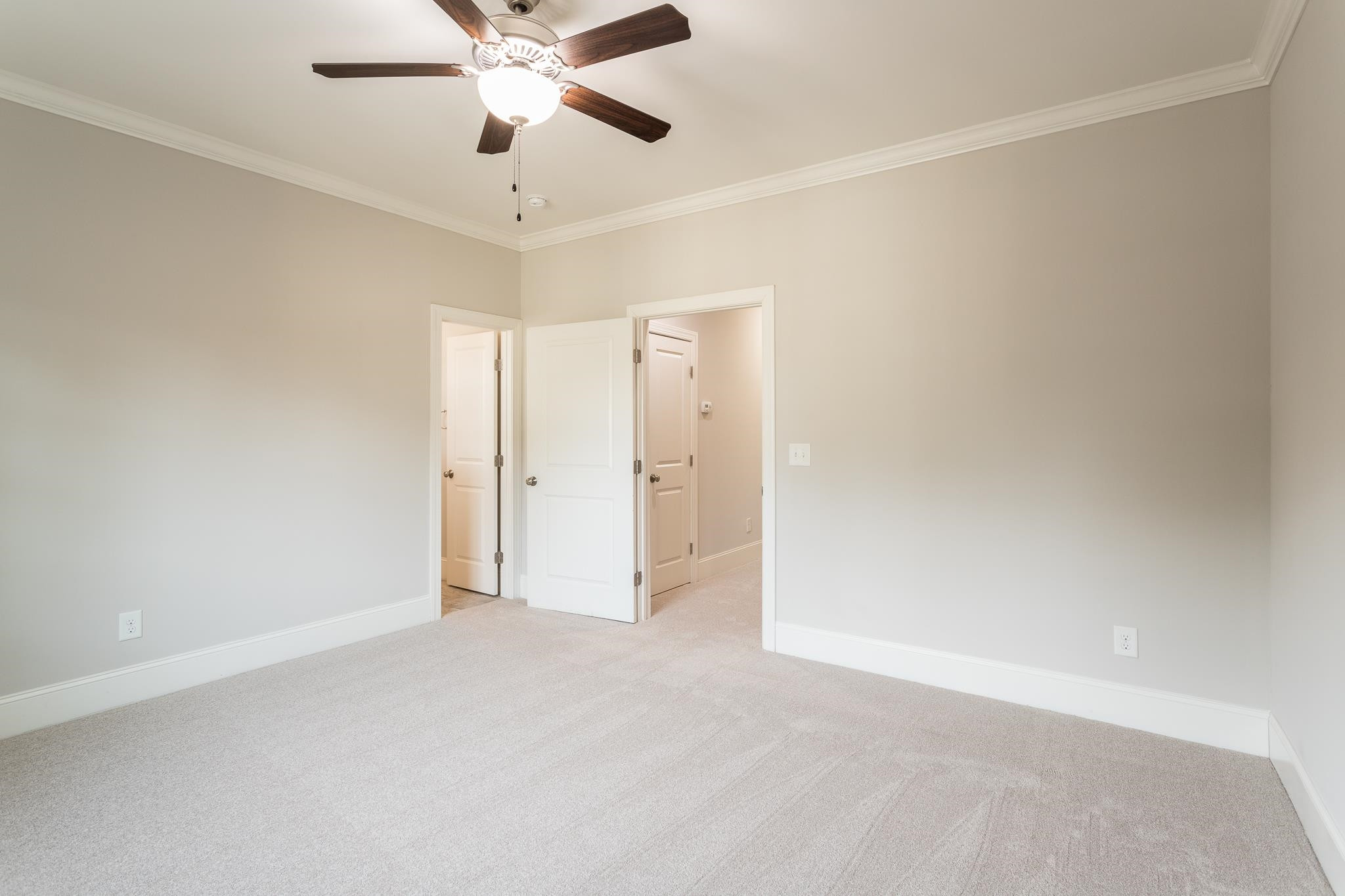 2825 Plumfield Place Raleigh, NC 27607 - Photo 12 of 19 Photo 12