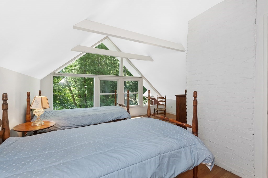 261 Heaths Bridge Road Concord, MA 01742 - Photo 12 of 27 Gallery Image 12
