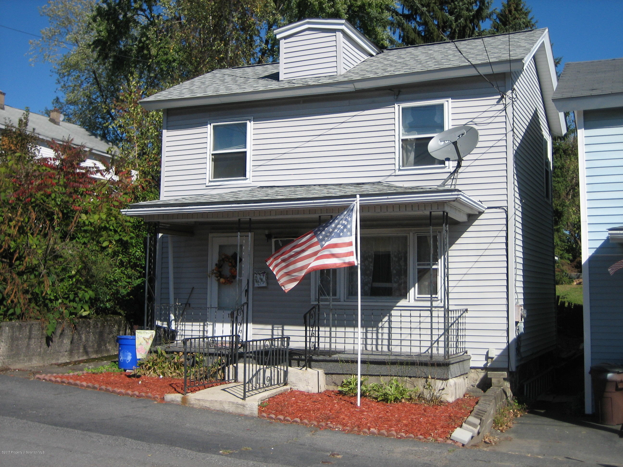 1156 Hampton Street Scranton, PA 18504 - Photo 1 of 15 Gallery Image 1