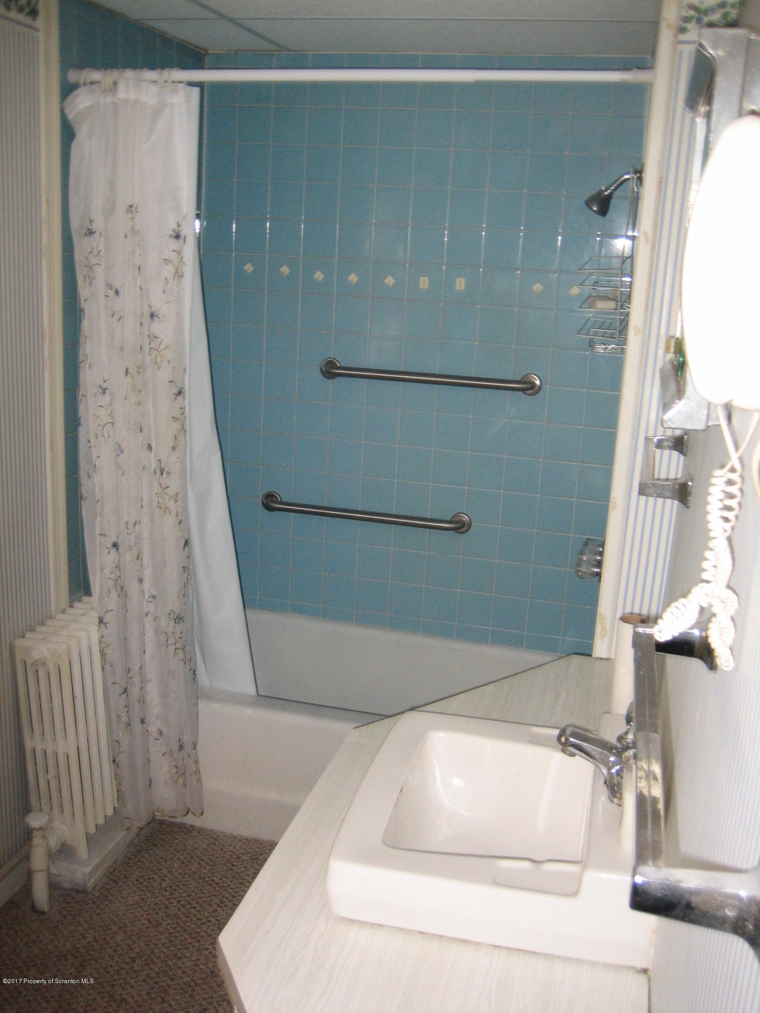 1156 Hampton Street Scranton, PA 18504 - Photo 10 of 15 Gallery Image 10
