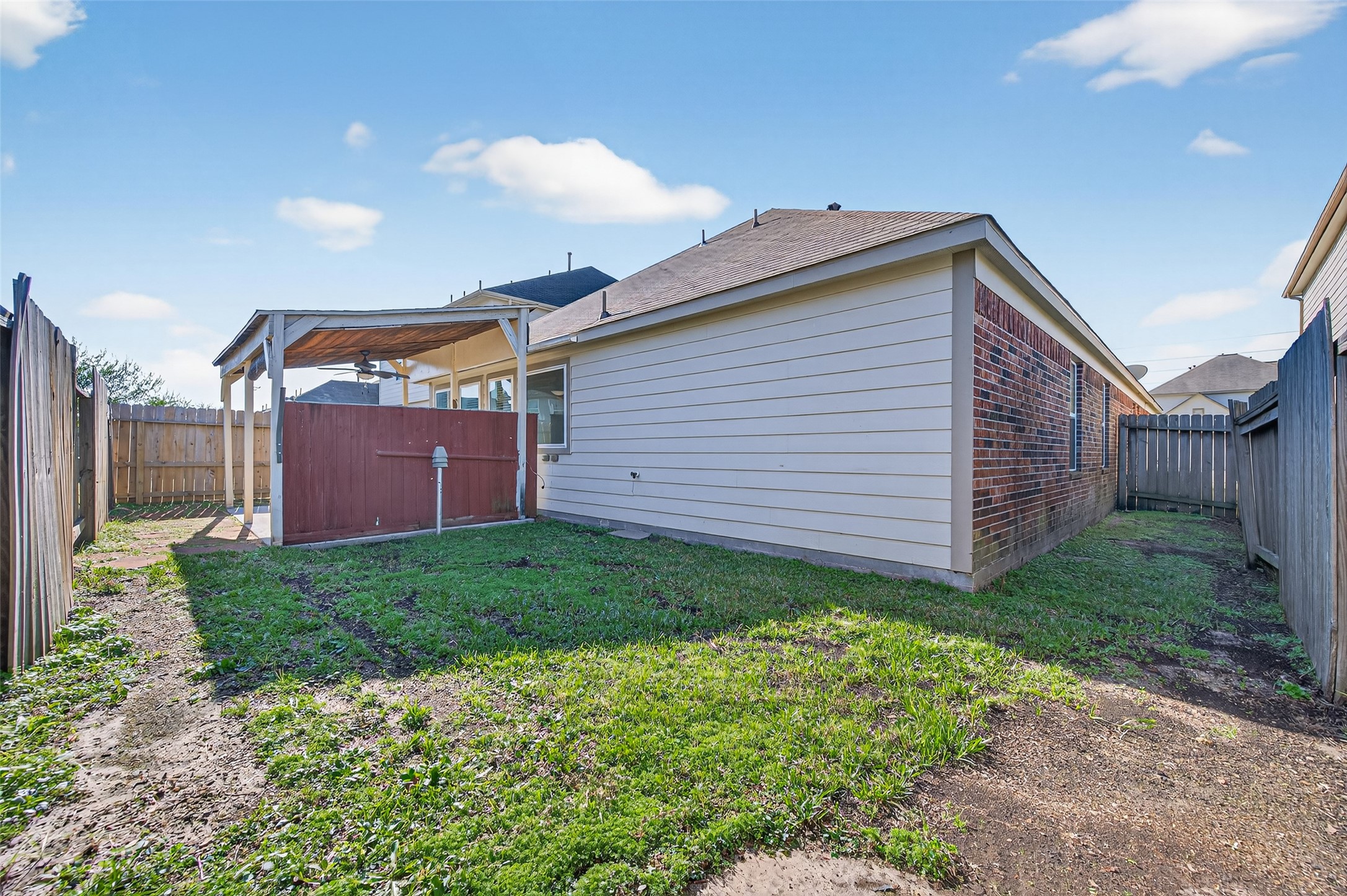 2487 Elm Crossing Trail Spring, TX 77386 - Photo 42 of 46 a view of a backyard with plants