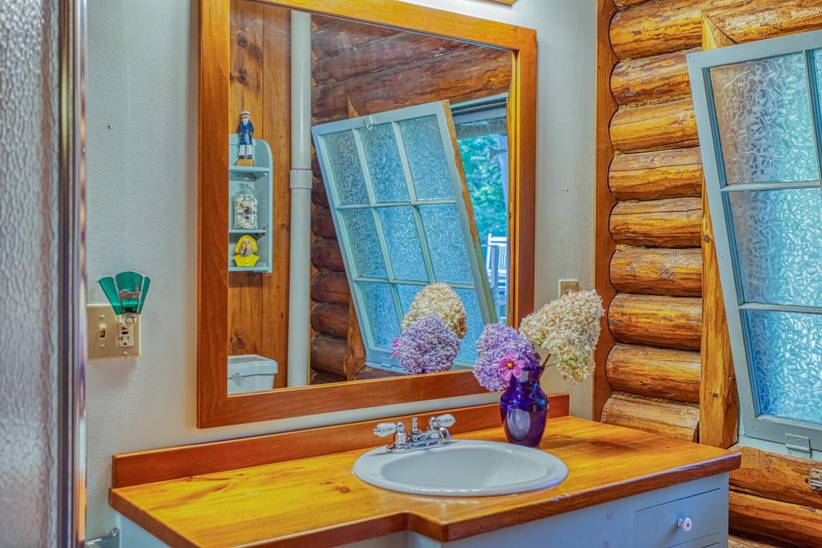 7 Elbow Road East Boothbay, ME 04544 - Photo 23 of 39 22