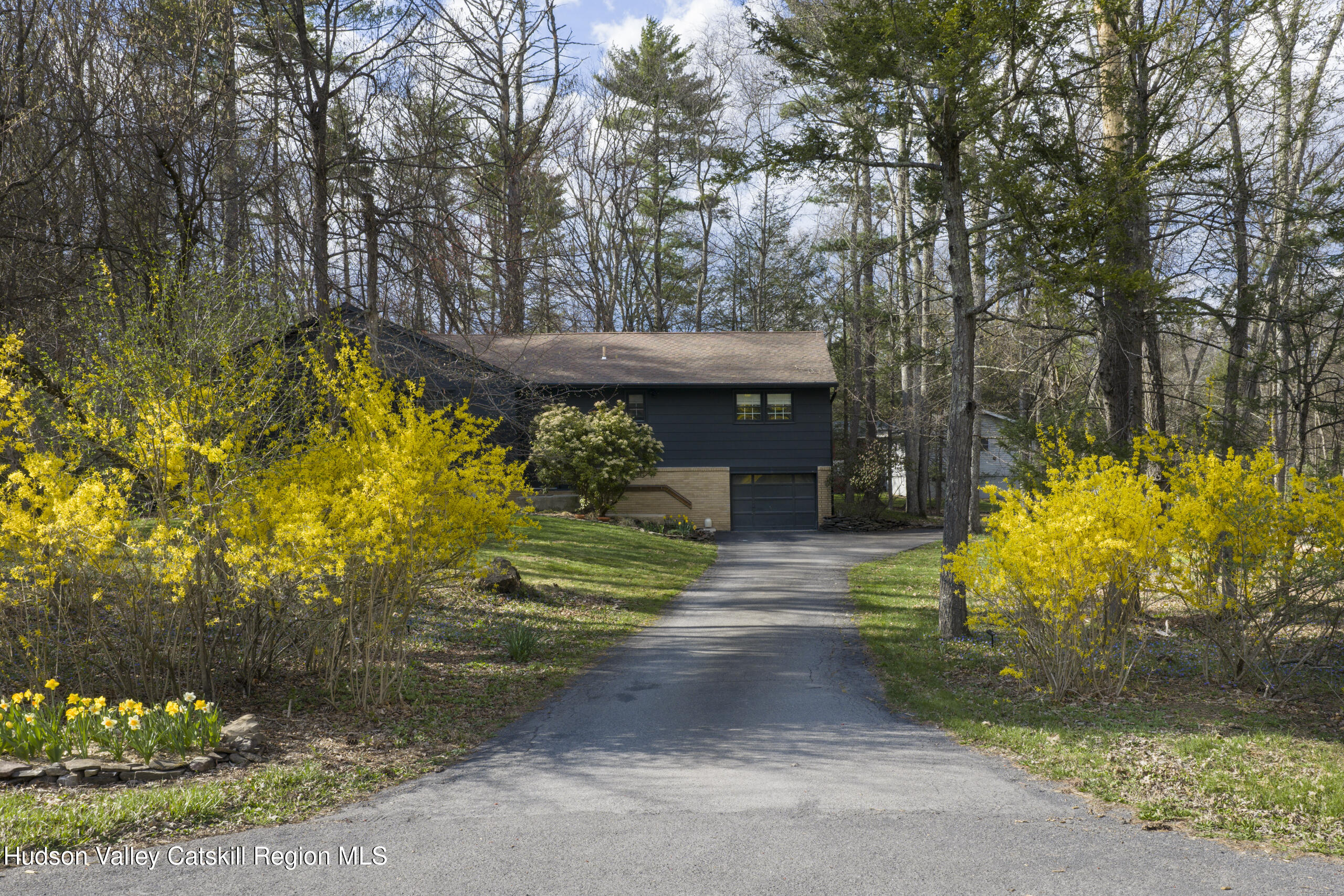 87 Witch Tree Road Woodstock, NY 12498 - Photo 20 of 20 NS.041426.001