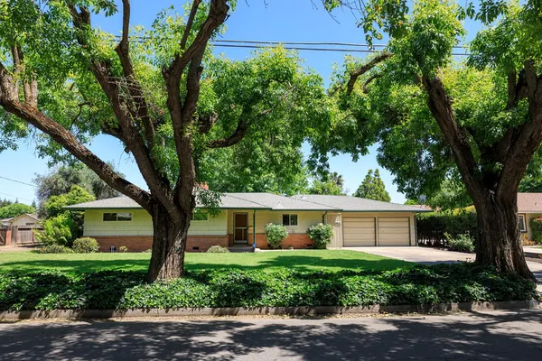 $699,000 | 1550 Brayton Avenue, Escalon, CA 95320