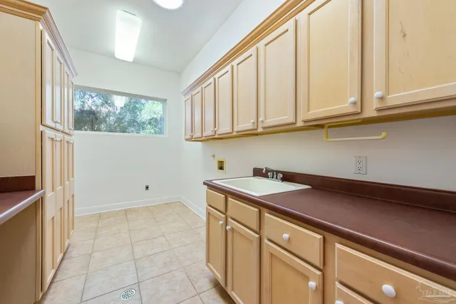 a picture of a floor plan