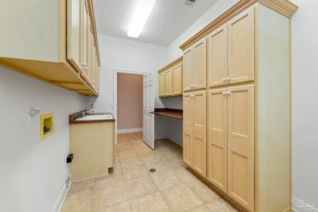 $695,000 | 2739 Muirfield Drive, Navarre, FL 32566