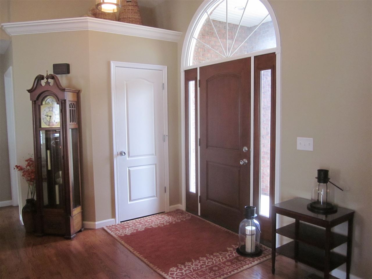 617 Anne Street Washington, IL 61571 - Photo 3 of 36 Gallery Image 3