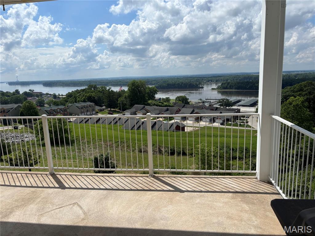 401 Timber Ridge Drive, Unit 18 Grafton, IL 62037 - Photo 11 of 29
