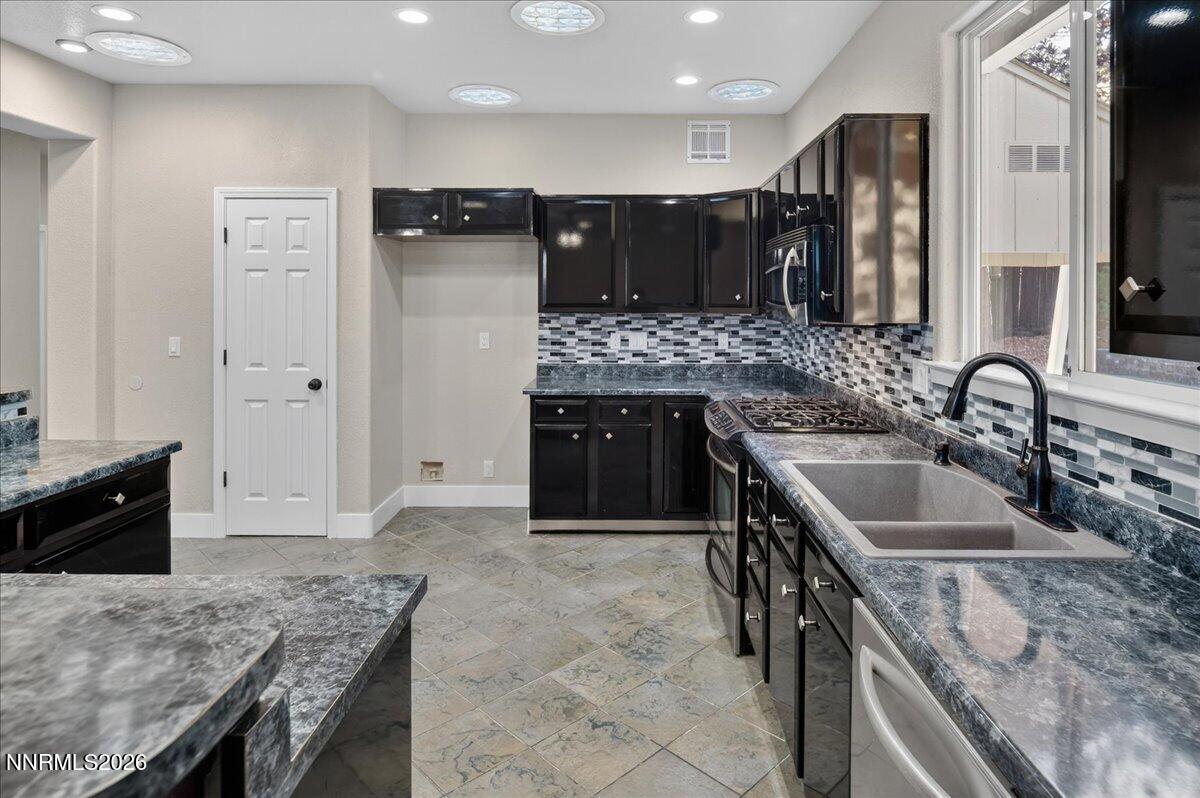 3281 Platte River Court Reno, NV 89503 - Photo 12 of 58 12-DSC_0288