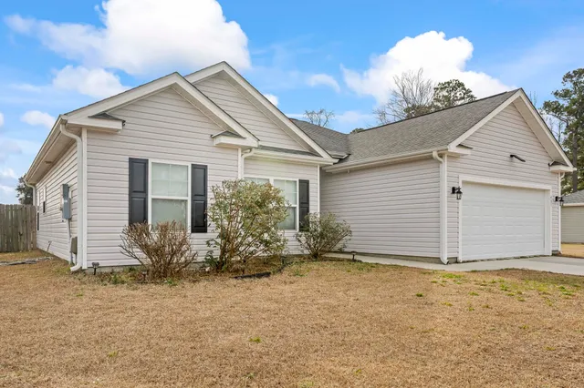$375,000 | 431 Hallie Martin Road, Conway, SC 29527