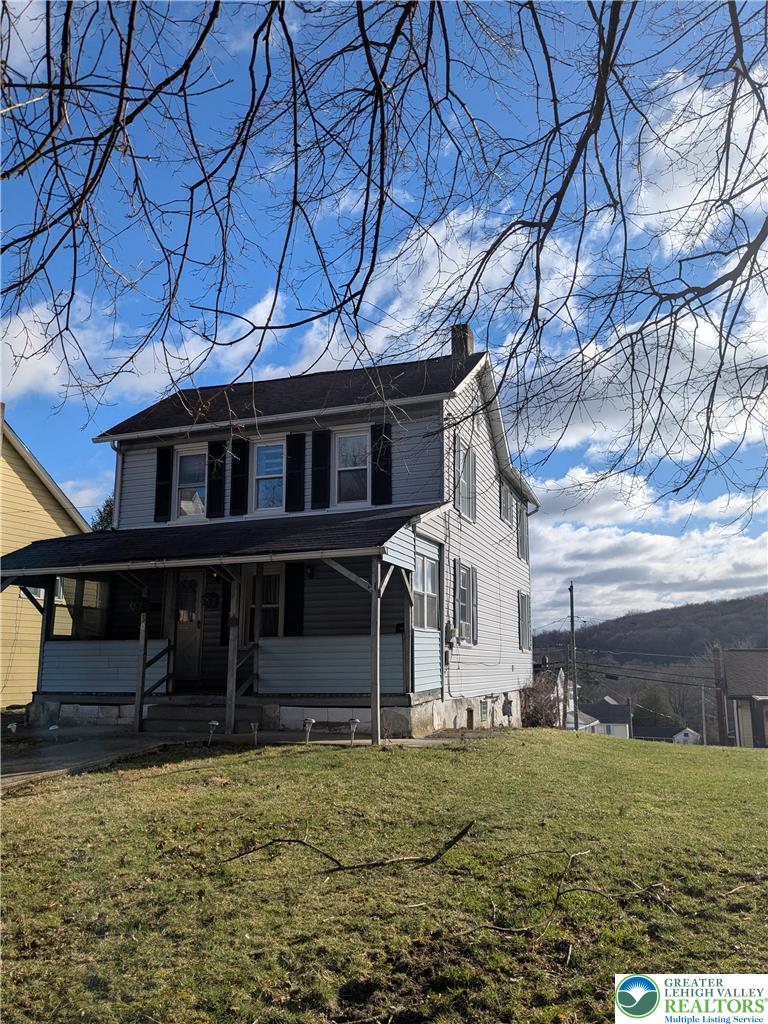 307 Oak Street Roseto, PA 18013 - Photo 3 of 15