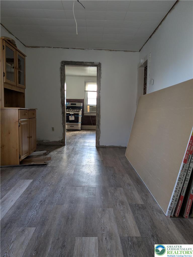 307 Oak Street Roseto, PA 18013 - Photo 5 of 15