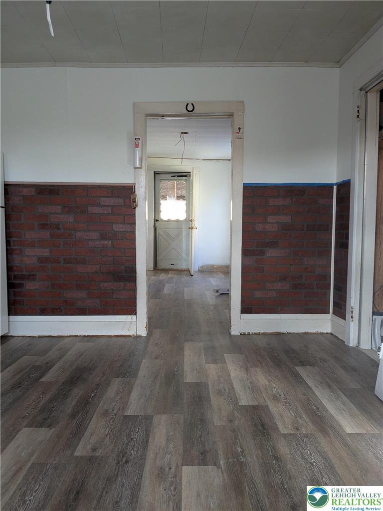 307 Oak Street Roseto, PA 18013 - Photo 6 of 15