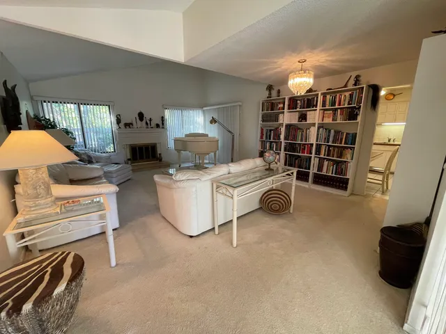 $160,000 | 8419 East Harry Wichita Ks 67207, Wichita, KS 67207