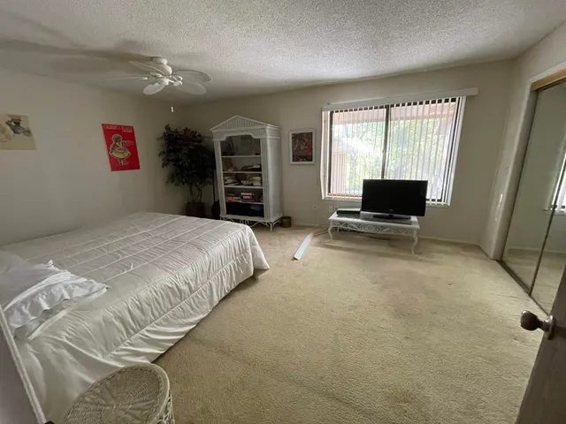 $160,000 | 8419 East Harry Wichita Ks 67207, Wichita, KS 67207