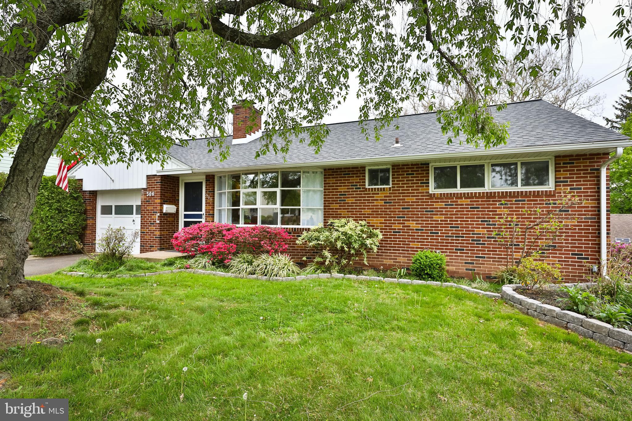 306 Walker Road Ambler, PA 19002 - Photo 3 of 29 Gallery Image 3