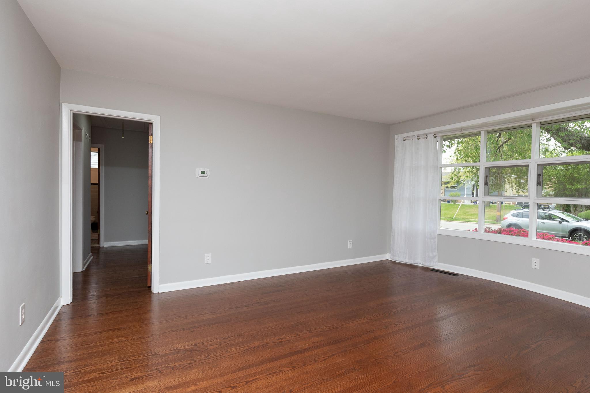 306 Walker Road Ambler, PA 19002 - Photo 6 of 29 Gallery Image 6