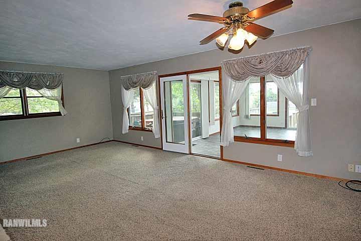1763 East Currier Road Freeport, IL 61032 - Photo 7 of 24 Gallery Image 7