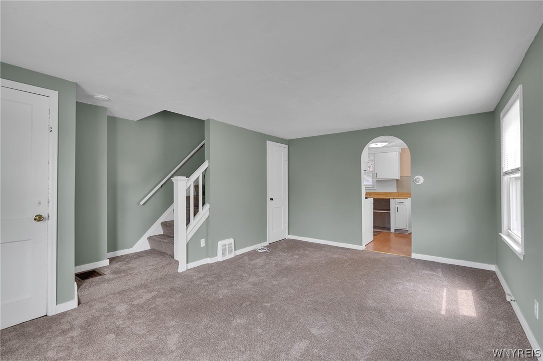 4493 Union Road Cheektowaga, NY 14225 - Photo 6 of 47