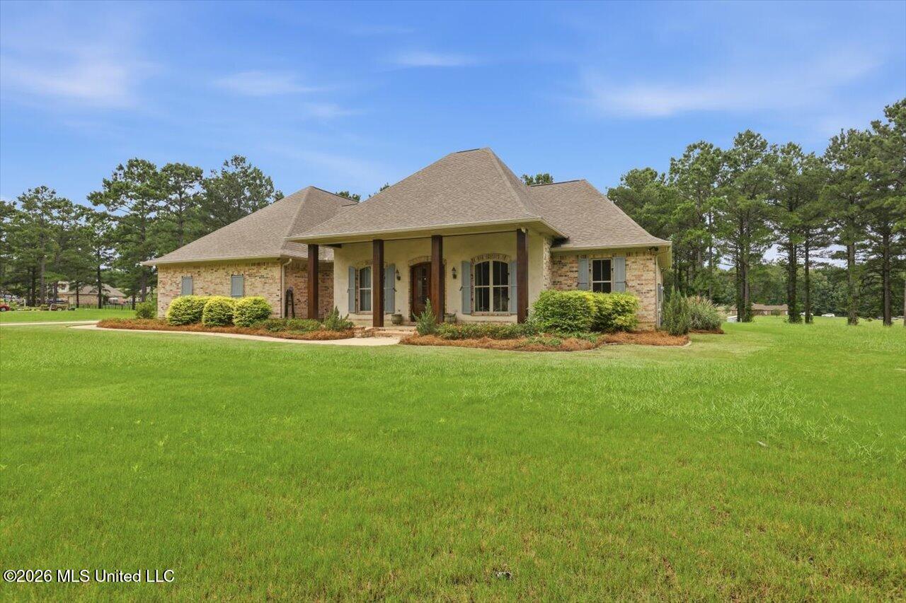 304 Kitty Hawk Circle Brandon, MS 39047 - Photo 2 of 45 02-304 Kitty Hawk Cir _ Hometoursms.com