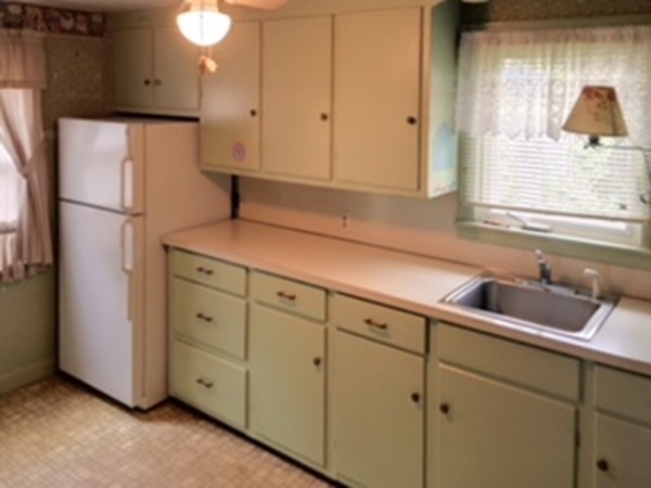 227 Edendale Street Springfield, MA 01104 - Photo 11 of 11