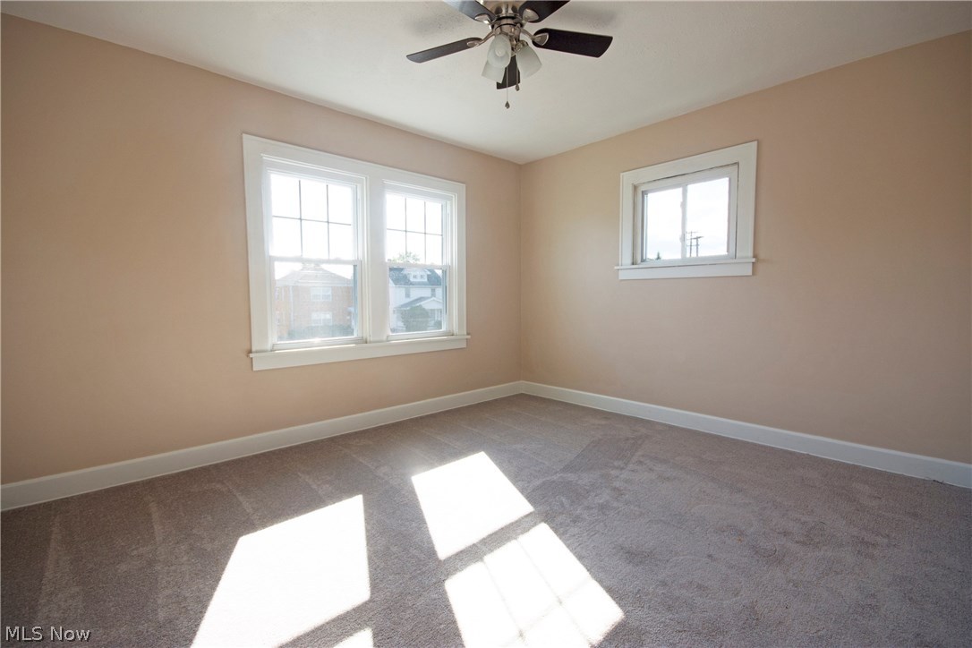 6502 Snow Road Parma, OH 44129 - Photo 17 of 28