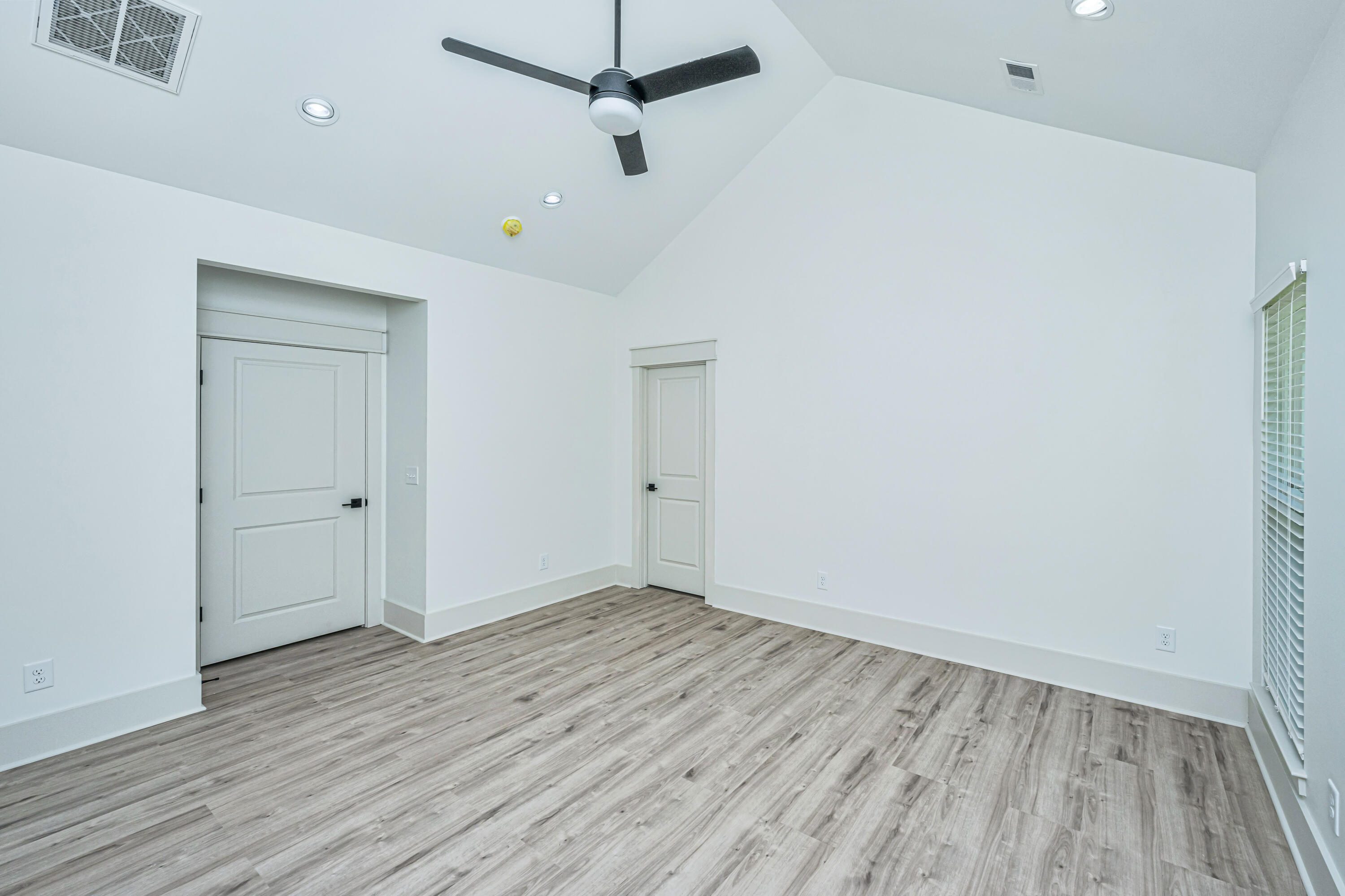 933 Valley Street Hanahan, SC 29410 - Photo 12 of 34 933ValleySt025