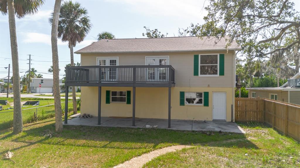 7804 Wilmar Court Port Richey, FL 34668 - Photo 56 of 82 a view of a house with a swimming pool