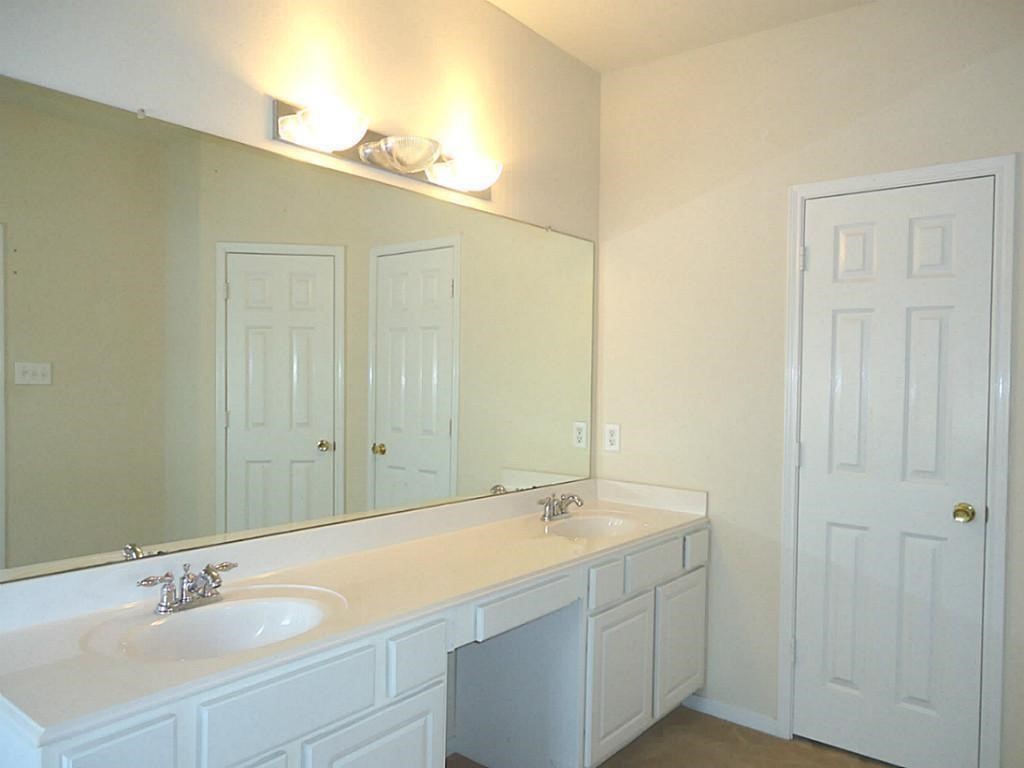 18646 Flagstone Creek Road Houston, TX 77084 - Photo 8 of 30