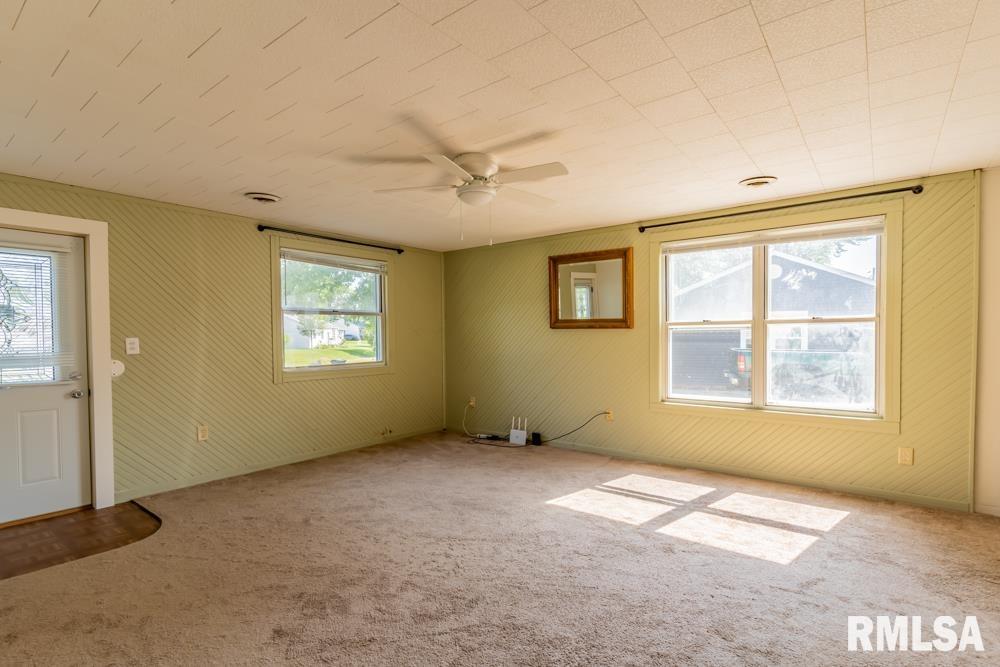 208 Kaskaskia Road Marquette Heights, IL 61554 - Photo 3 of 31 Gallery Image 3