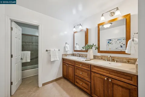 $2,385,000 | 665 Sky Hy Circle, Lafayette, CA 94549