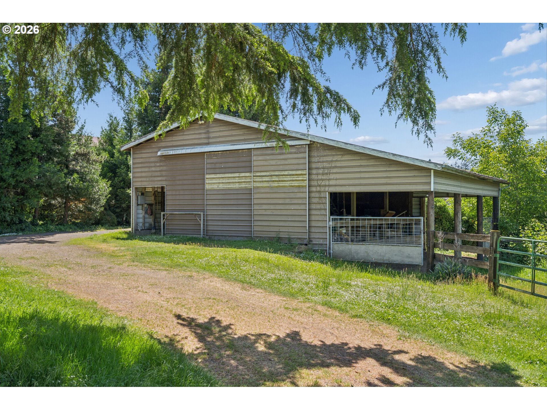 22016 Airport Road Northeast Aurora, OR 97002 - Photo 36 of 48