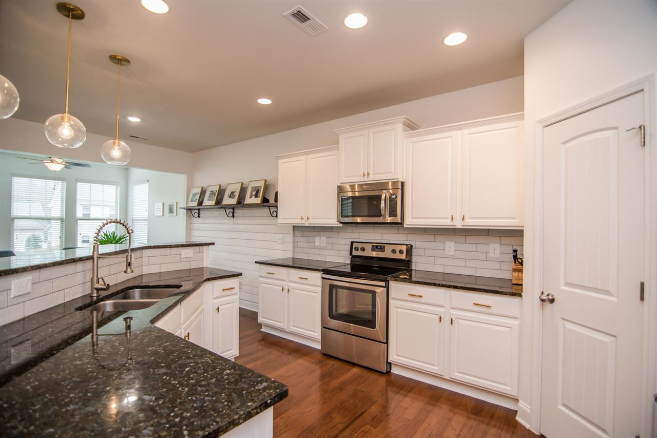 2425 Everstone Road Wake Forest, NC 27587 - Photo 10 of 30 Kitchen