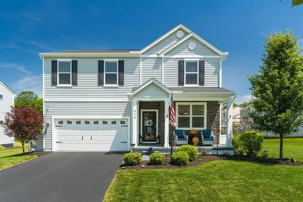 $465,000 | 926 Burtwood Road, Pataskala, OH 43062