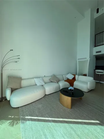 a view of livingroom with furniture