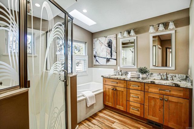 a view of a golf club with a backyard