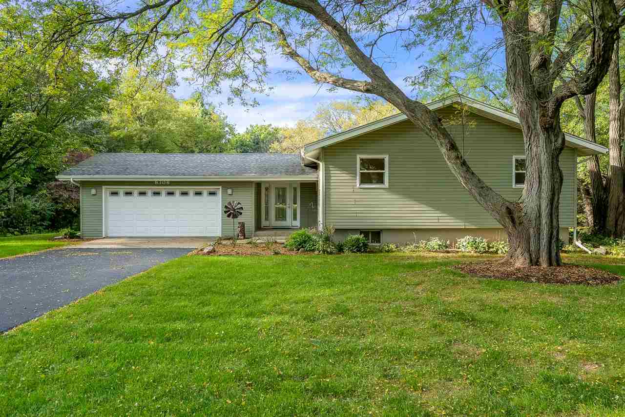 8308 McCurry Road Roscoe, IL 61073 - Photo 1 of 25 Gallery Image 1