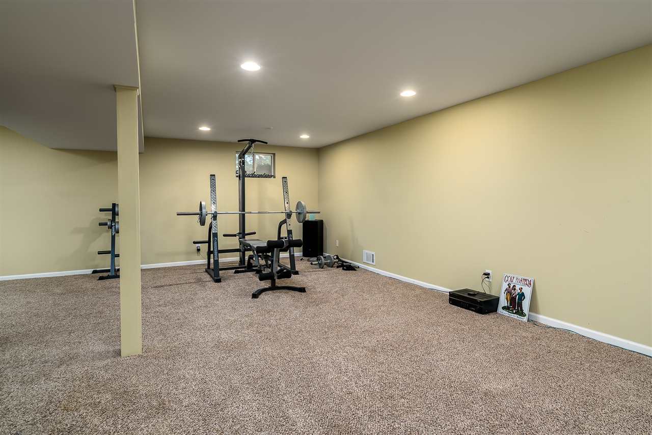8308 McCurry Road Roscoe, IL 61073 - Photo 21 of 25 Gallery Image 21